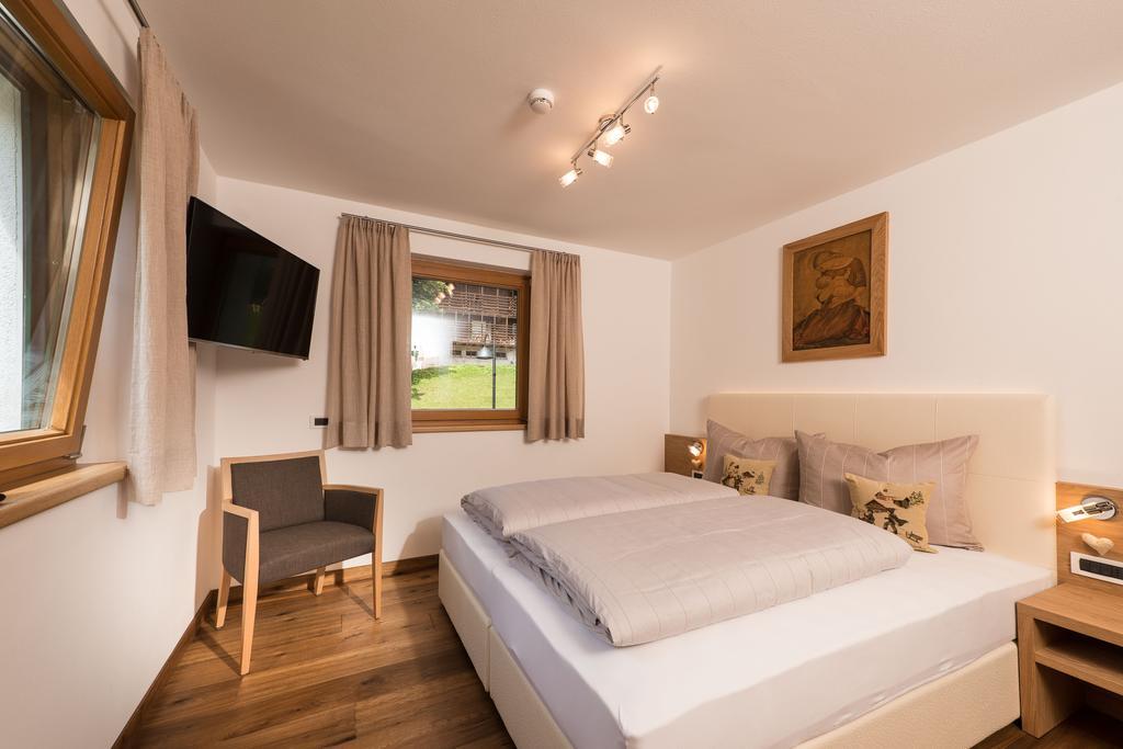 Alpin Sport Lejlighedshotel Ortisei Værelse billede
